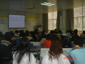 華東分公司為多家國內(nèi)外知名企業(yè)及院校成功推行金鉆軟件并實施顧問輔導